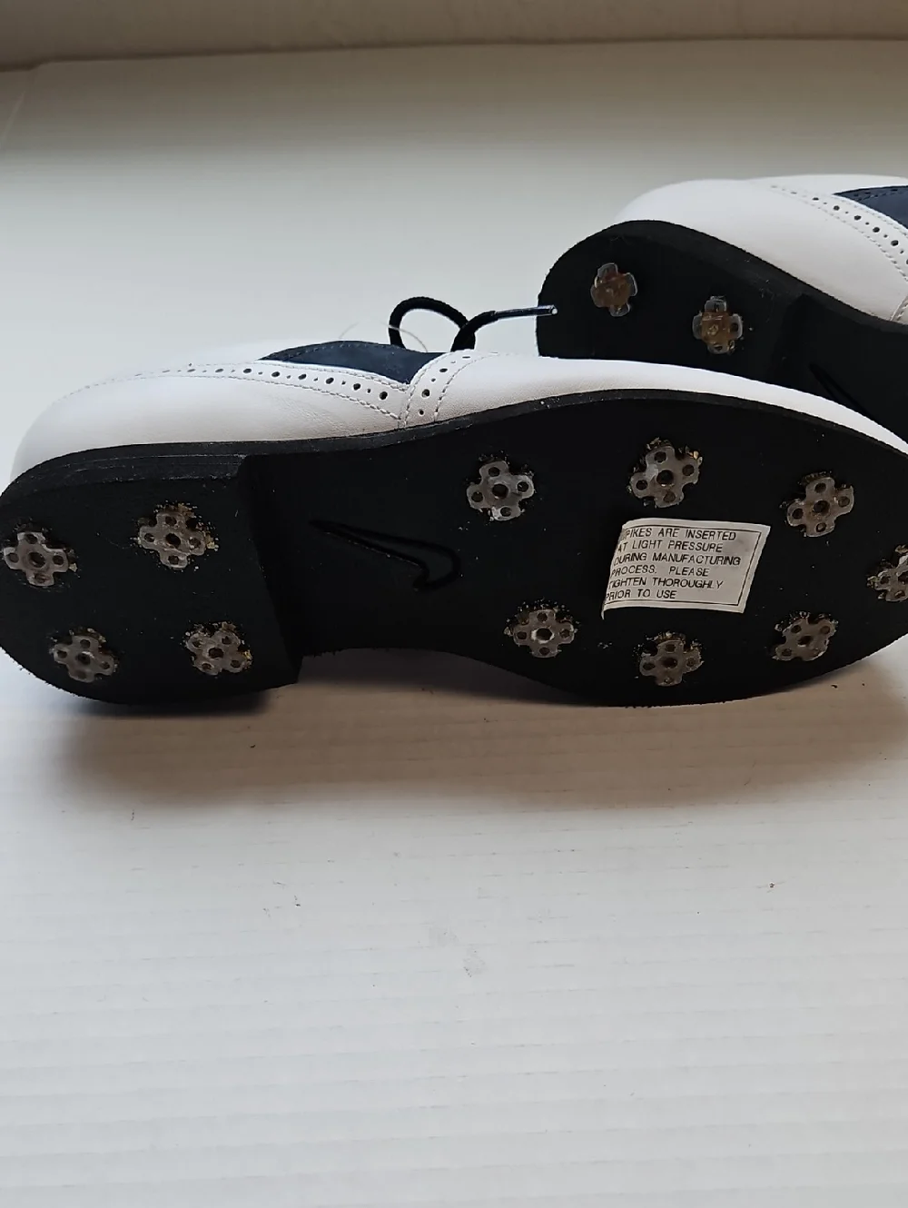 Nike Youth Golf Shoes, NWT, Size 6